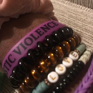 Meet your Posher, Lawrence